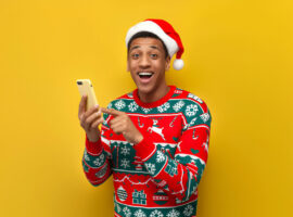 Spread Holiday Cheer with Impactful Bulk SMS Campaigns: Creative Ideas to Strengthen Client Relationships